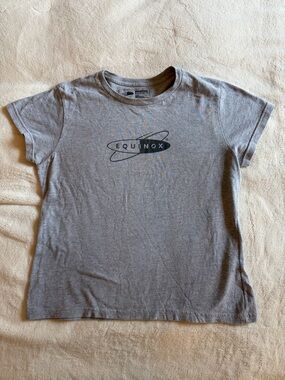 Women Gray Equinox L fitness Graphic Tee 90% cotton soft